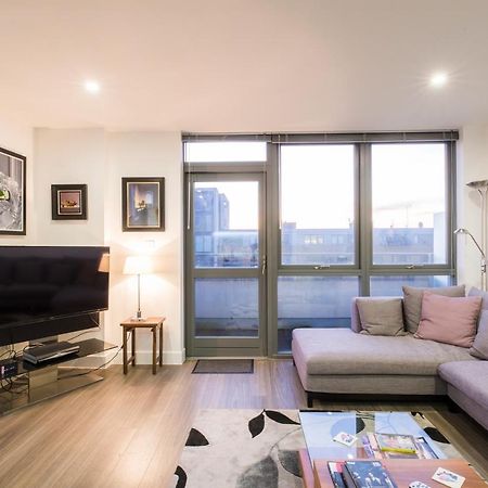 Elegant 1 Bed Flat With Balcony In Islington Daire Londra Dış mekan fotoğraf